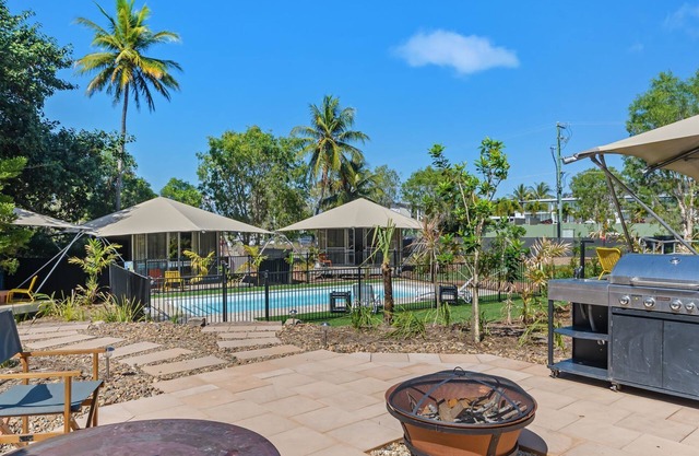 Magnetic Glamping Tent 3