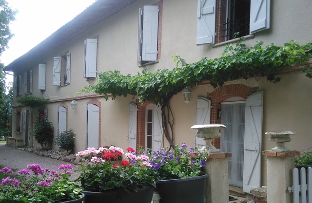 Magnificent 18th century farmhouse - quality services - wellness area