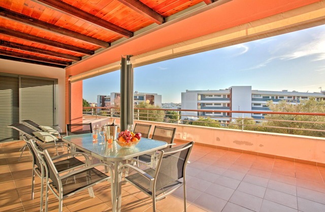 Magnificent apartment very close to Lagos`s Marina