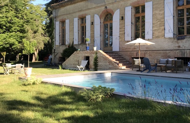 Magnificent manor house in the Lauragais region