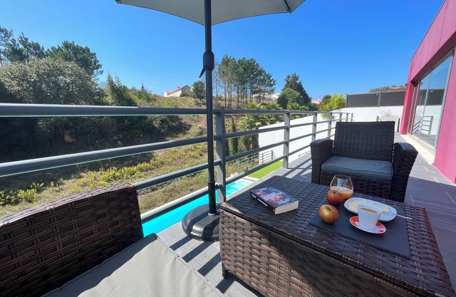 Magnificent villa with private pool 8 km from Nazaré