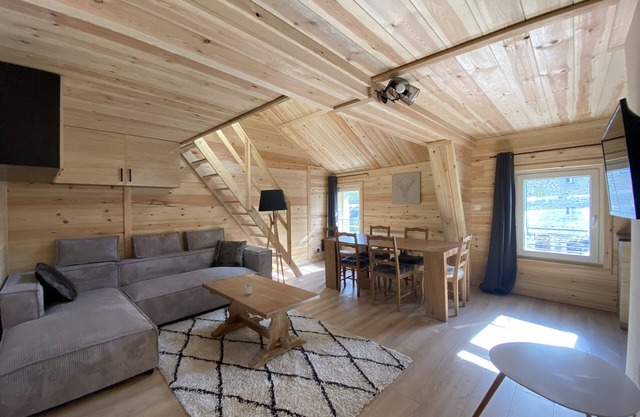 Magnifique T3, en Plein Centre du Village