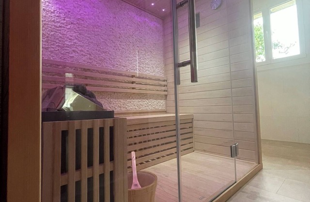 Magnifique Village 8 Personnes Avec Sauna, Piscine, Billard
