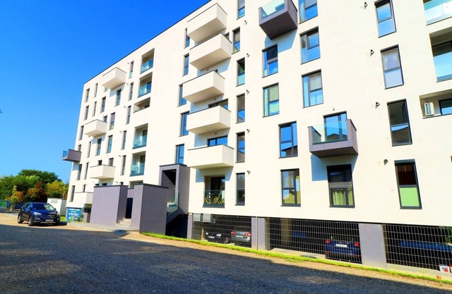 Maia Apartments