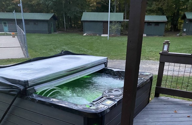 Main cabin at Elk Creek Escape