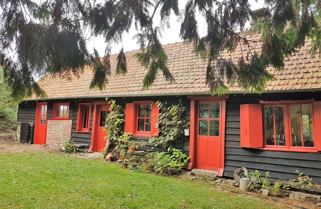 Maison Rouge
