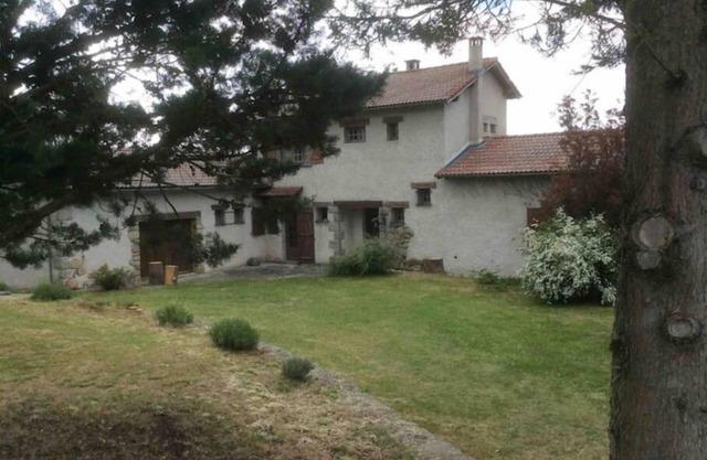 Maison à la Campagne, Loin de la Foule Déchaînée