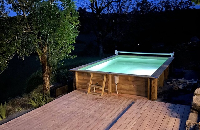 Maison à la Ferme Avec Piscine et Jaccuzi
