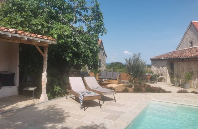 Maison A Colombages Dans LE Quercy