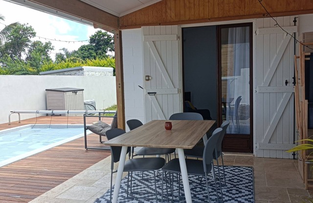 Maison Avec Piscine Proche du Parcours Trail Chemin des Anglais