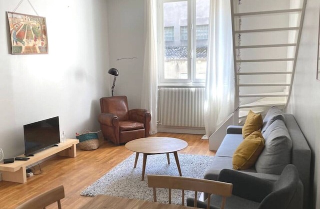 Maison calme en plein centre 2 chambres 90m2, Wifi
