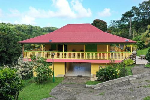 Maison charmante à Gros-Morne avec terrasse et jardin