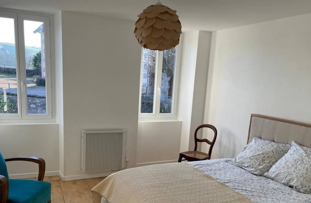 Maison Chatelus Montagne Bourbonnaise - Guaranteed Disconnection
