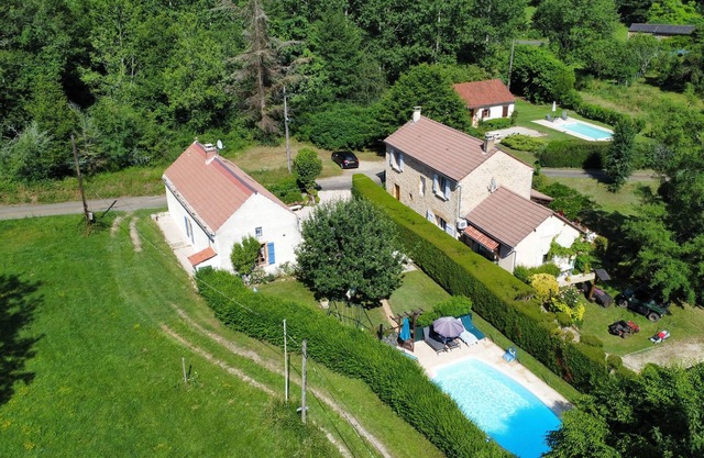 Maison de Charme à la Campagne, Avec Piscine Privée