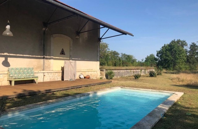 Maison de Campagne "ancienne Gare Rénovée" Dans le Parc du Périgord Limousin