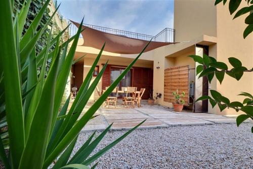 Maison U CASTAGNU