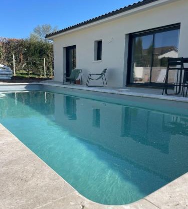 Maison moderne avec Piscine