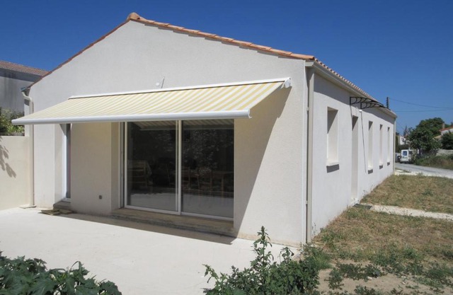 Maison neuve dans Saintes avec terrasse et jardin