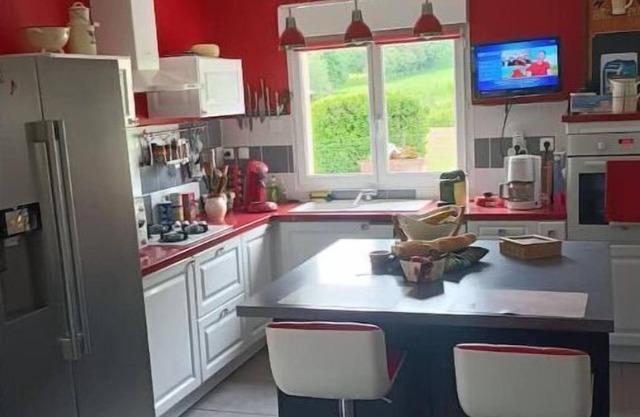 Maison Située Dans un Endroit Calme et Bucolique
