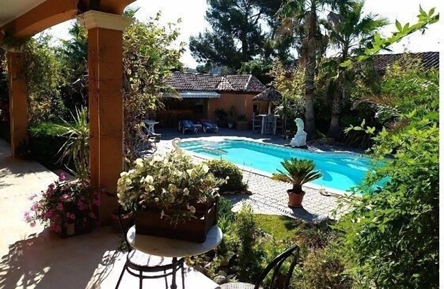 Maison Spacieuse Avec Piscine Pour Vacances Très Agréables