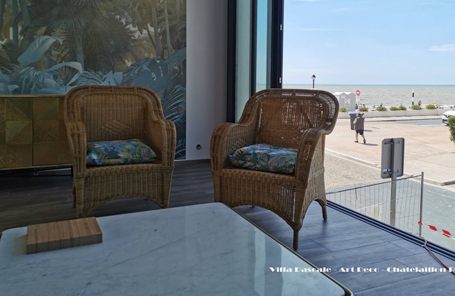 Maison VUE MER 200m2 , Art Deco , Entier. Rénovée , 8/10 Personnes