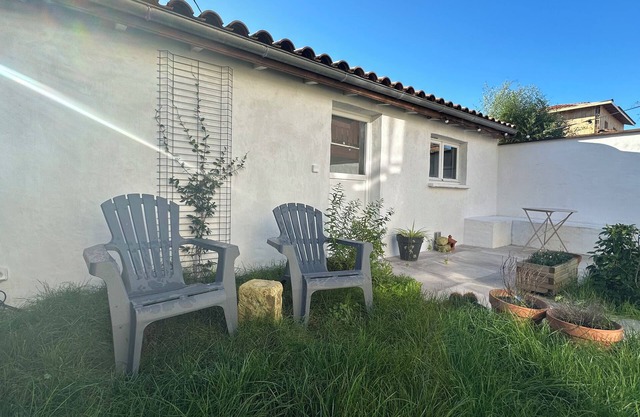 Maisonette with garden