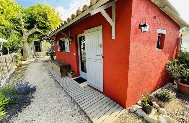 Maisonette with pool