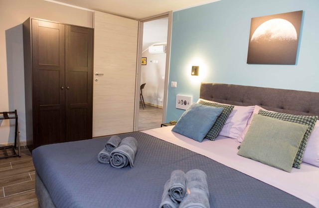 MaisonLuCe quiet and relax in the green of Villa Pamphili and 2 steps from the Vatican