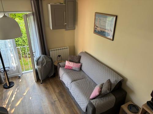Maisonnette au pied du marché et 300 m de la plage