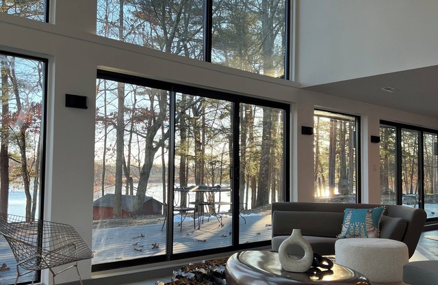 Majestic Lake Front Chalet
