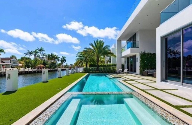 Majestic Luxury: Waterfront Villa W Theater Room