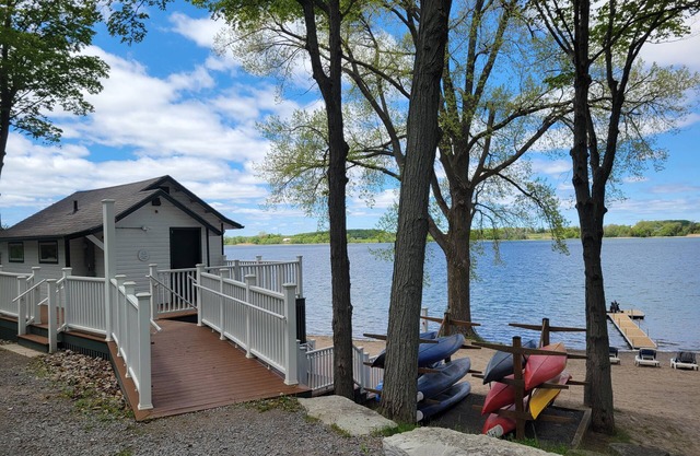 Make It An All Canadian Summer In PEC! Family Friendly Resort. nA/C!