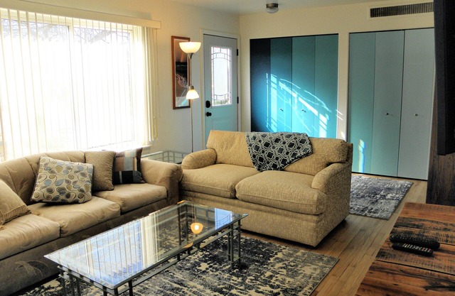 Make yourself at home in this cute and bright apt!