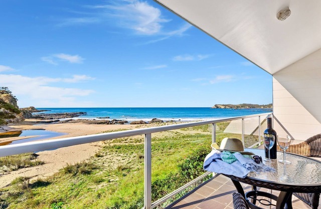 Malua Dream - Absolute Beachfront Apartment