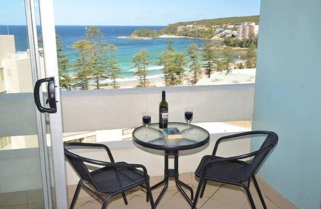 Manly Seaside Bliss 1 br apartment fabulous views