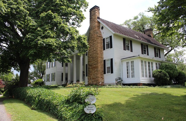 Manor House at The Black Horse Inn