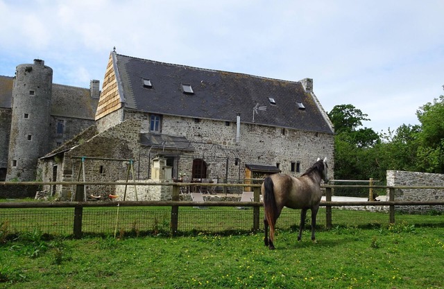 Manor in Cotentin with Historic Charm