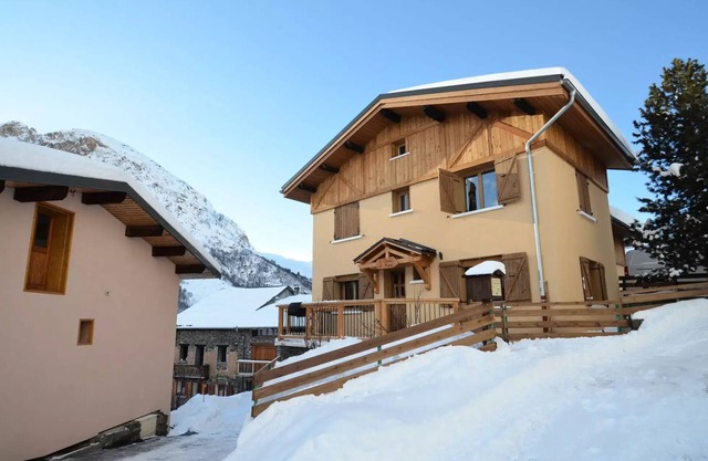 Manu's Chalet - Renovated individual chalet with sauna in the 3 Valleys
