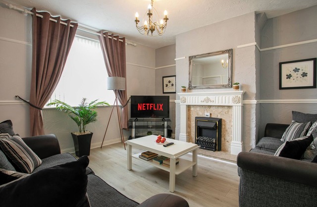 Manvers House, Rotherham for Contractors and families (hosted by Emu-J Stays)