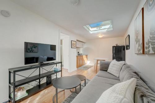 # Marbella Lane -Cozy 1BR Studio in Palo Alto DWTN