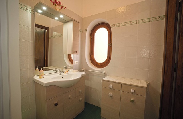 Margherita-5, in residence, a few meters from the beach of Giglio Campese