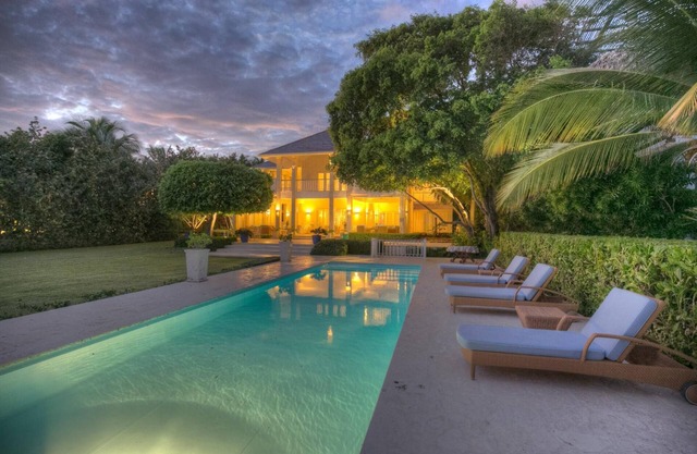Marina 4 Oceanfront Luxury Villa