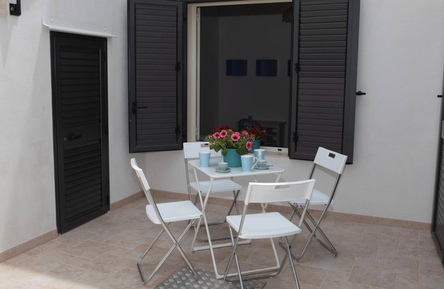 MARINA DI RAGUSA HOUSE BLUMEDITERRANEO ACCOMMODATION COBALT CIN IT088009C2LHLL9L5W;