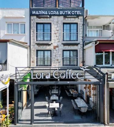 Marina Lora Sığacık