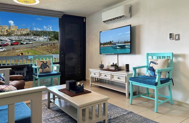 Marina View Condo 2 Bed/2 Bath Sleeps 7