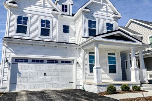 Marlin Chase - 30266 Kona Dr