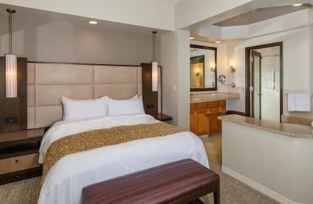 MARRIOTT'S DESERT SPRINGS VILLAS-2 BEDROOM SUITE!