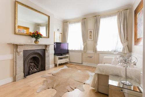 Marylebone Luxury 3BR Flat Elegant Central Gem