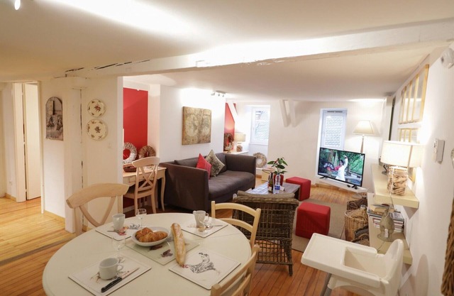 marzolff 79 m2 city center 2br