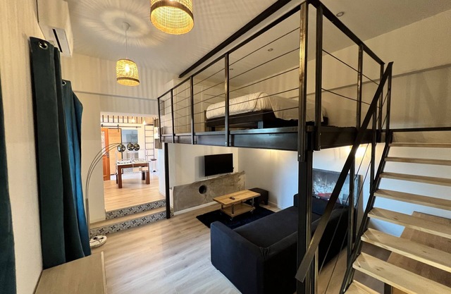 "Mas Thomasine quiet romantic apartment in nature in Peillon